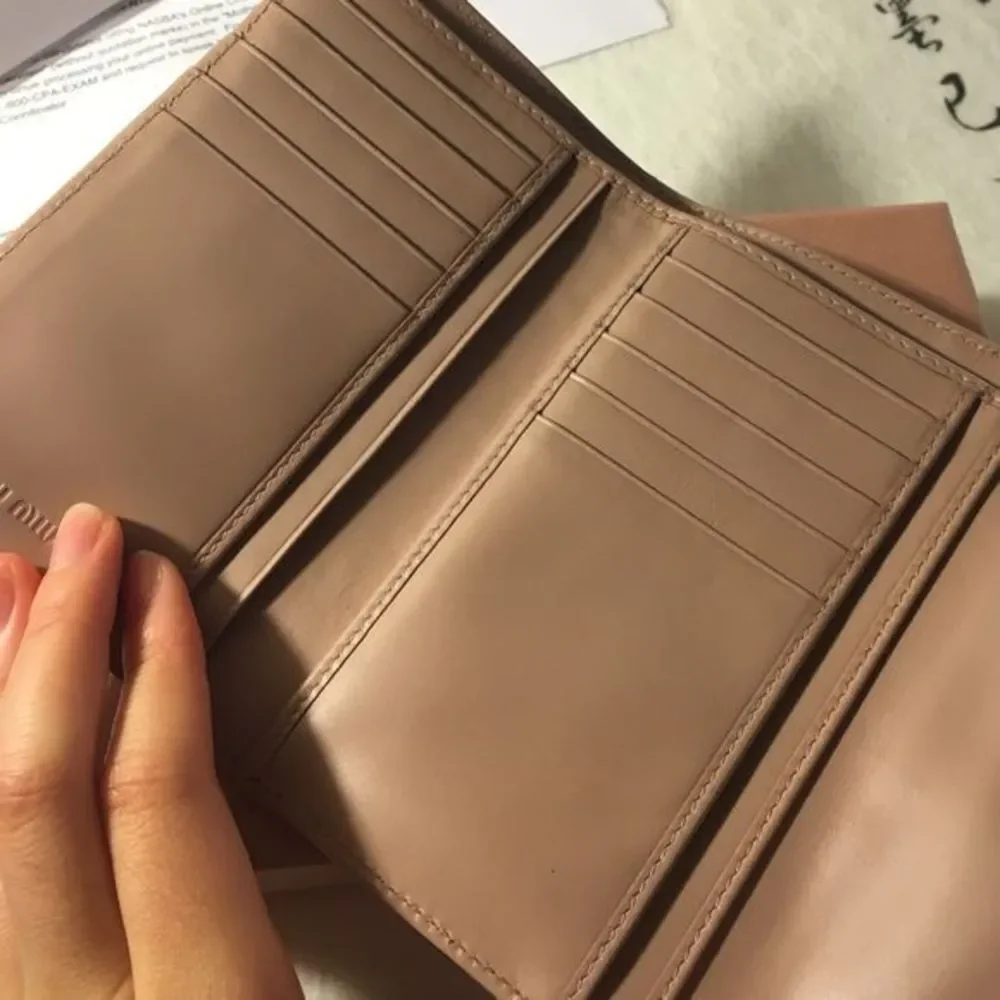 🔥Host Pick🌟Miu Miu St Cocco Lux‎ Wallet - Picture 3 of 4